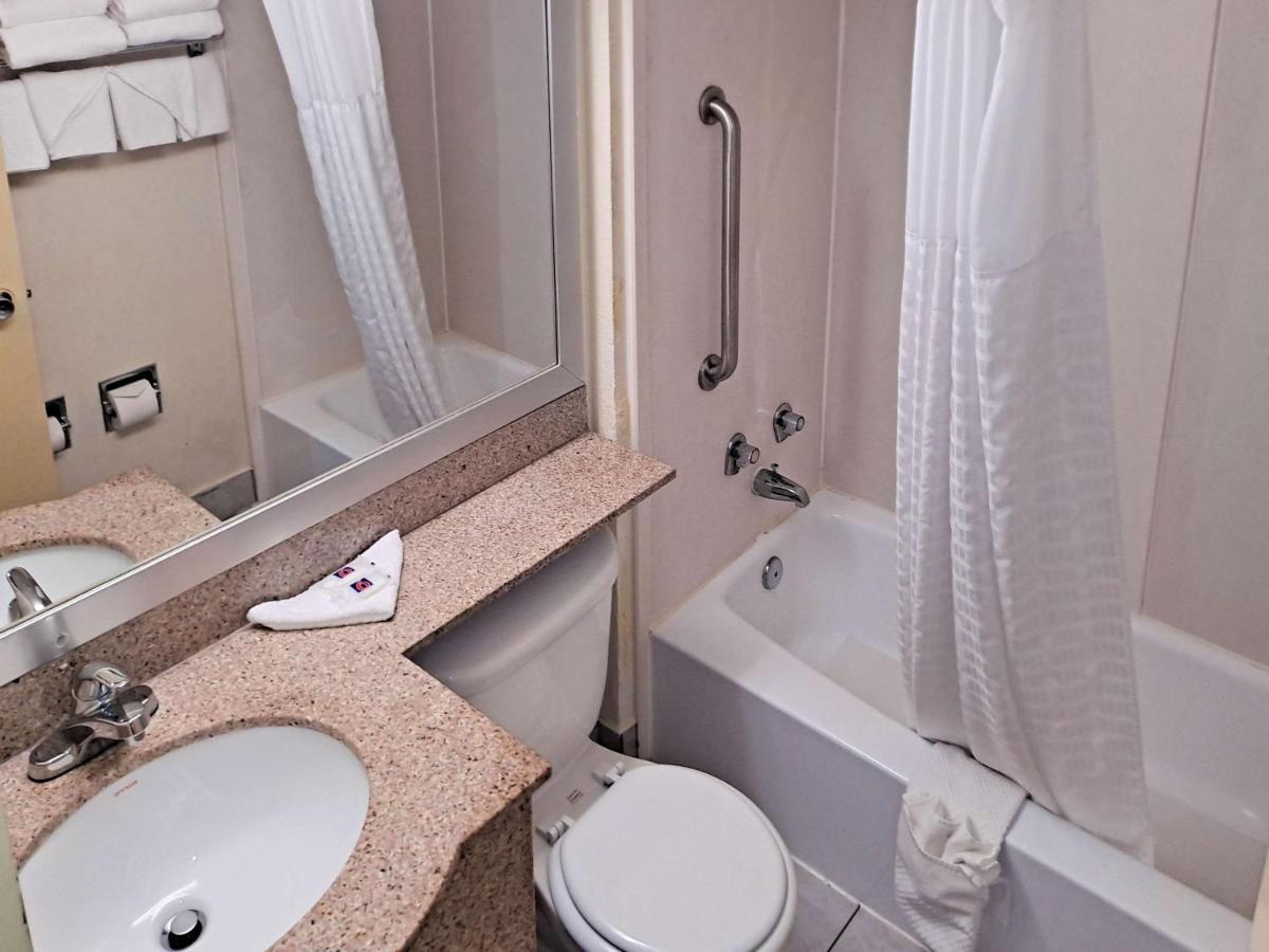 Suites Catonsville Md Baltimore West エクステリア 写真